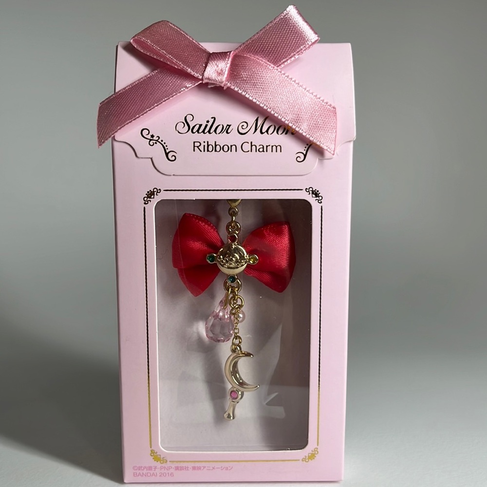 NIB Sailor Moon Ribbon Charm
